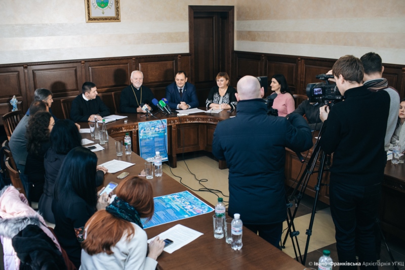 Відбулася прес-конференція з нагоди Х Міжнародного Різдвяного фестивалю «Коляда на Майзлях»(ВІДЕО)