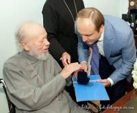 УПЦ МП нагородила  церковного благодійника та народного депутата.