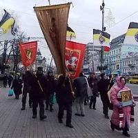 В Києві пройшов хресний хід з нагоди ювілею Російського імператорського дому Романових