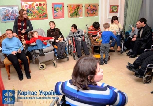 В Коломиї і в Бориславі почали свою роботу два нових соціальних центри для роботи з неповносп.молодю