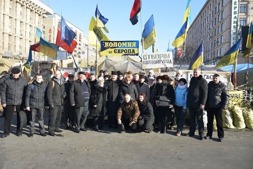 Єпископ Коломийсько-Чернівецької УГКЦ в четвер очолив молитву за Україну на Майдані Незалежності