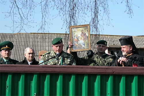 Головний капелан УГКЦ  поблагословив прикордонників обороняти Східний кордон