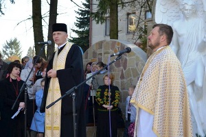 На Тернопільщині освятили найбільший в Україні пам’ятник «Небесній сотні».(ФОТО)