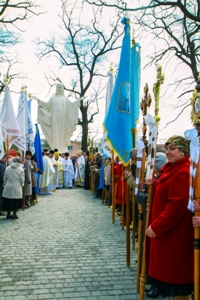 На Франківщині освячено найвищу скульптуру Ісуса Христа
