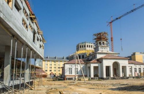 Львів: в УКУ освятили накупольні хрести храму.(ФОТО) Львів: в УКУ освятили накупольні хрести храму.(ФОТО)