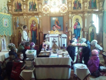 УГКЦ у Нововолинську також приєдналася до молитви за знедолених діток