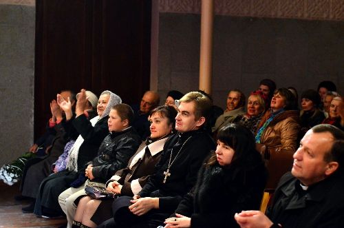 З нагоди 150-р. Великого Митрополита Андрея Шептицького відбувся духовний концерт тріо “Новий час