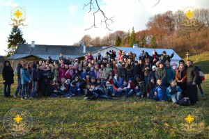 До Підгорецької чудотворної ікони здійснили паломництво львівські сироти