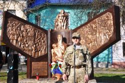 На Франківщині освятили пам'ятник Героям Небе сної сотні та загиблим воїнам АТО.(ФОТО)