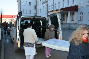 УГКЦ вдруге допомоглаТернопільській лікарні із засобами для хворих