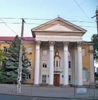 У Криму намагались опечатати храм УПЦ КП