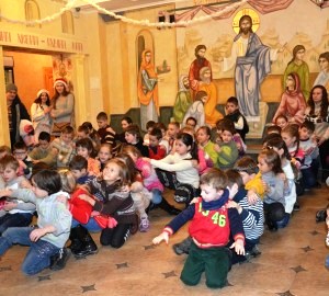 Святий Миколай завітав до діток, якими опікується БФ «Карітас» у Дрогобичі