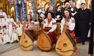 В Івано-Франківську завершився VIII Міжнародний фестиваль «Коляда на Майзлях».(ФОТО)