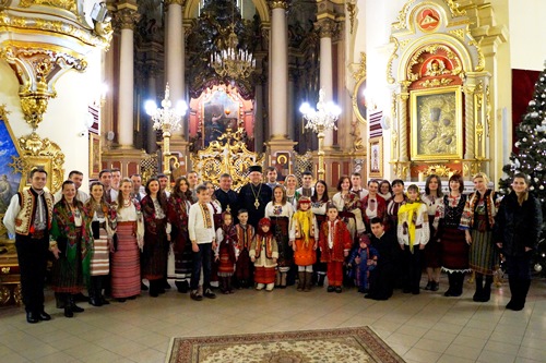 Львів: знову пережити вечір коляди на Святоюрській горі.(ФОТО)