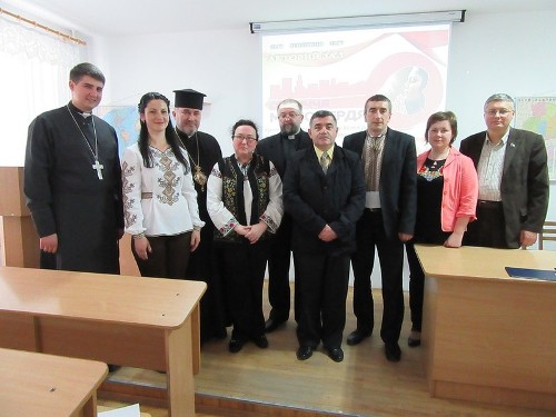 В Коломиї відбувся круглий стіл “Обличчя милосердя” .(ФОТО) В Коломиї відбувся круглий стіл “Обличчя милосердя” .(ФОТО)