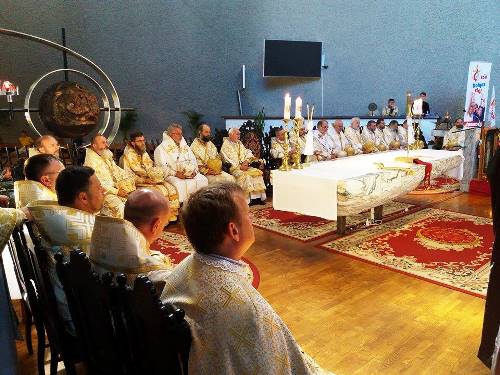 Патріарх Свтослав очолив Літургію для близько 2000 молоді у Кракові