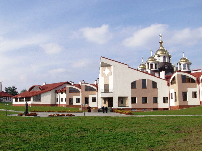 У Львівській духовній семінарії Святого Духа вибухового пристрою не виявили
