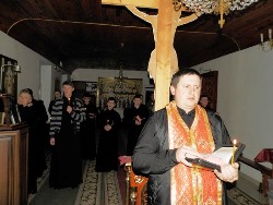 У Тернополі семінаристи молитвою при світлі свічок та лампад приєднались до Всесвітньої природоохоронної акції «Година Землі»