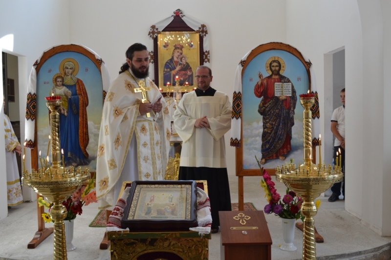 У Славутичі греко-католики вперше провели молитву у новому храмі