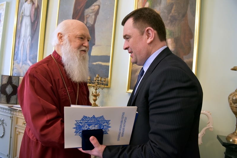 Патріарх Філарет провів зустріч з Головою Рахункової палати України 