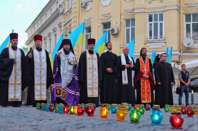 В Одесі відбувся міжконфесійний молебень в пам'ять про загилих захисників України