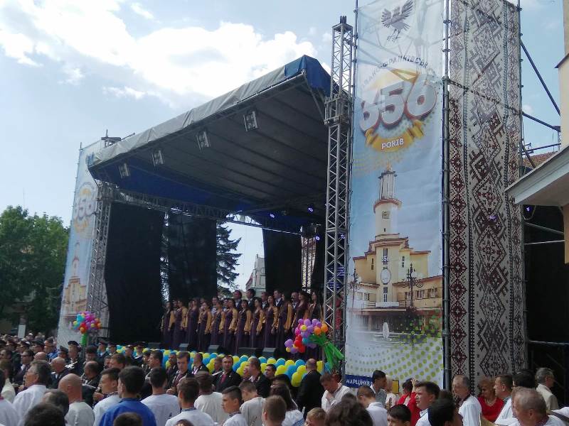 Екуменічною молитвою в Івано-Франківську розпочалии святкувати день міста