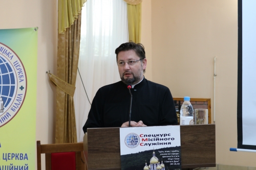 О. Віталій Храбатин: Священик для своїх людей є знаком присутності Христа - і в цьому вираз його місійності