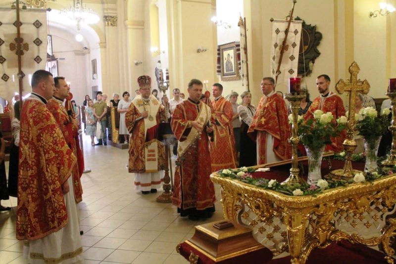 У храмі св. Юра у Львові відбулась Божественна літургія до річниці смерті Любомира Гузара