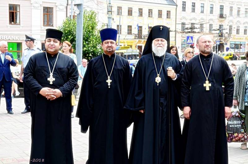 Вшанування Дня Конституції у Чернівцях