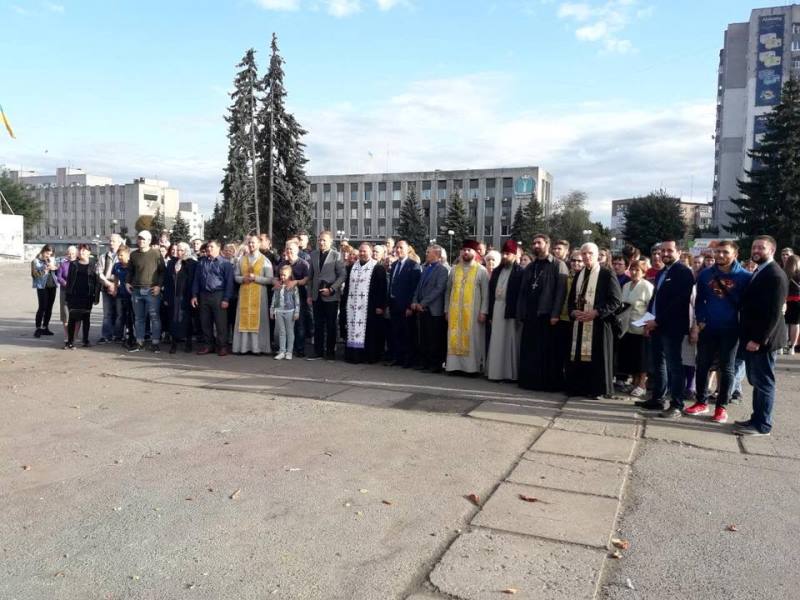 У Смілі духовенство різних конфесій об’єдналось у молитві за добробут міста