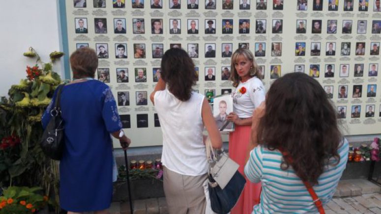 ХСП підписала угоди з громадськими організаціями, які створили родичі воїнів АТО