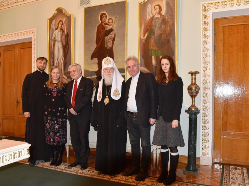 Предстоятель УПЦ КП провів у своїй резиденції зустріч з послом Республіки Польща