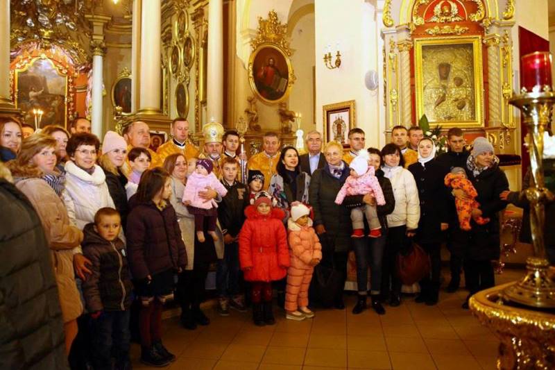 Спільна молитва у Міжнародний день передчасно народженої дитини