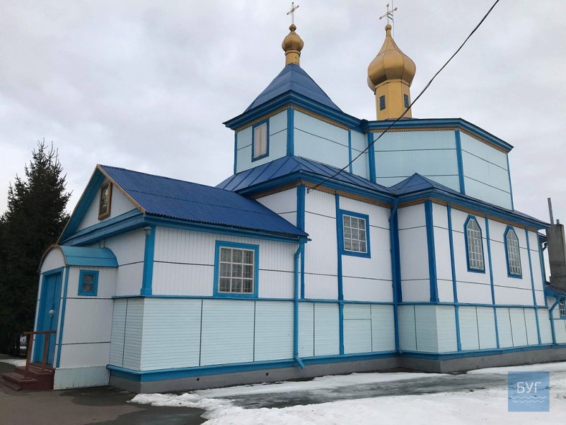У Нововолинську прихожани храму Симеона Стовпника покинули УПЦ МП (ВІДЕО)
