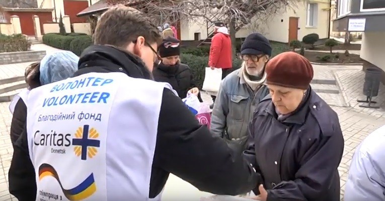 Нагодуй ближнього свого: мобільна їдальня фонду 