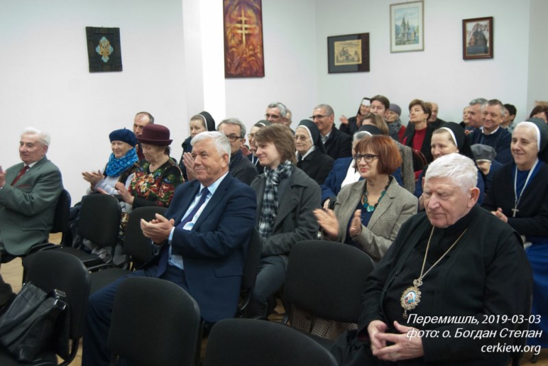 «Ми повинні говорити про тих людей, які об’єднують польський і український народи», — митр. Перемисько-Варшавський Євген Попович «Ми повинні говорити про тих людей, які об’єднують польський і український народи», — митр. Перемисько-Варшавський Євген Попович