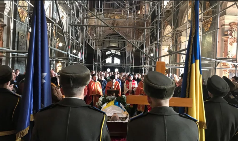 У Гарнізонному храмі відбулося прощання із Новітнім Героєм України Ігорем Гуменчуком