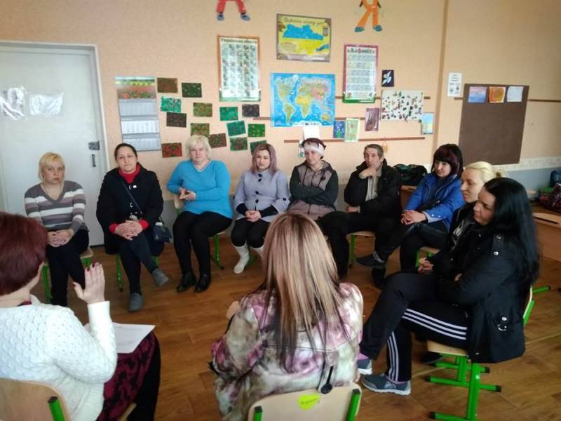 Карітас: Продовжуються зустрічі батьківських груп в буферній зоні