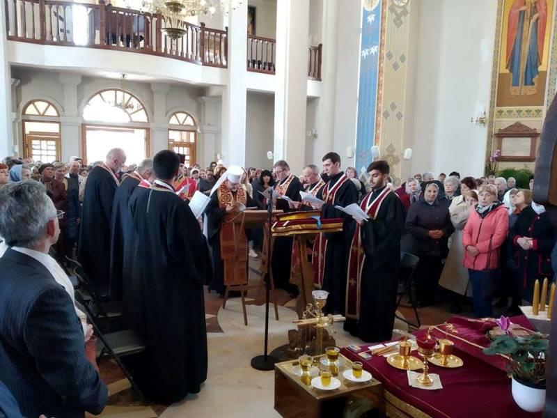 Митрополит Львівський звершив Соборне Таїнство Єлеопомазання, в храмі Благовіщення Пресвятої Богородиці