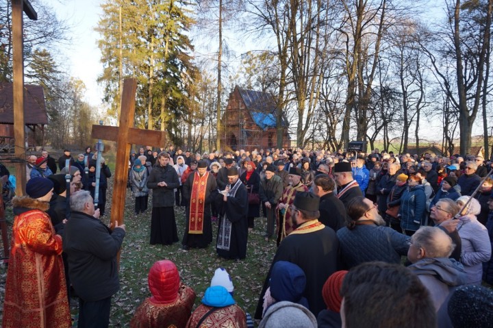 Хресна хода в Глотові. Спасіння через Хрест