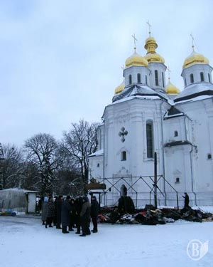 Згорів намет УПЦ МП