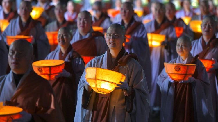 Святий Престол до буддистів: разом захищати гідність жінок