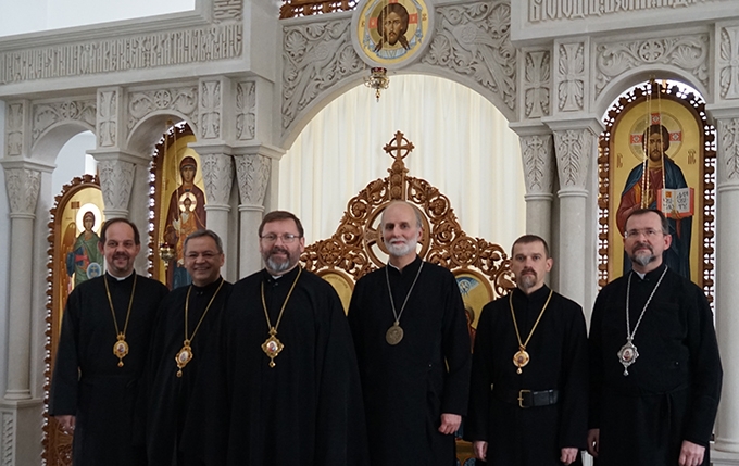 у Патріаршому домі, під проводом Отця і Глави УГКЦ Блаженнішого Святослава триває чергова Сесія Постійного Синоду