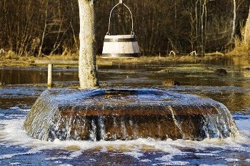 Отруєне джерело